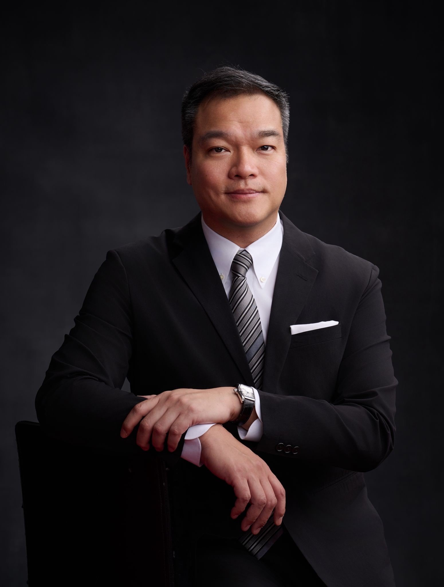 Dr. Simon SK Tang portrait